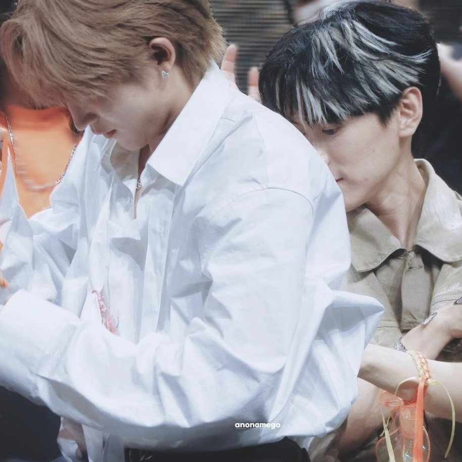 dong2005127's tweet photo. 🍊🍑
#邱宇辰 #Chrischiu #Xuan https://t.co/pmyilkb8tM