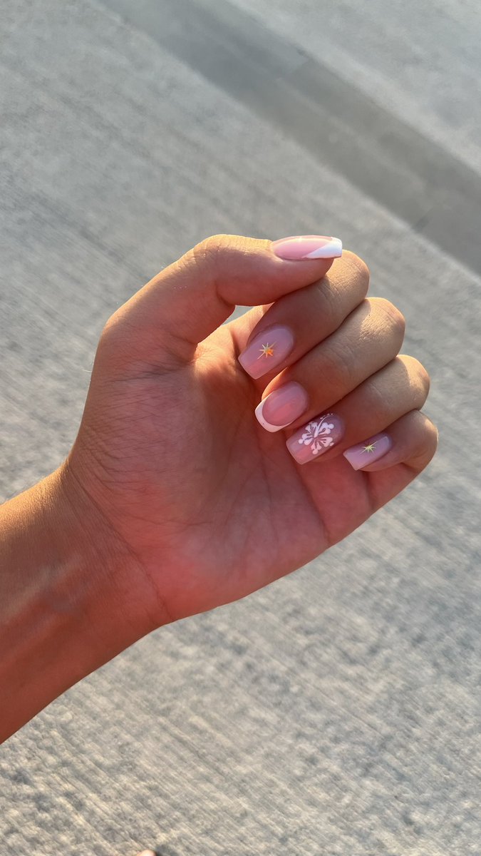 dilevasara's tweet photo. 💅🏻 https://t.co/BBSqmxRm4T