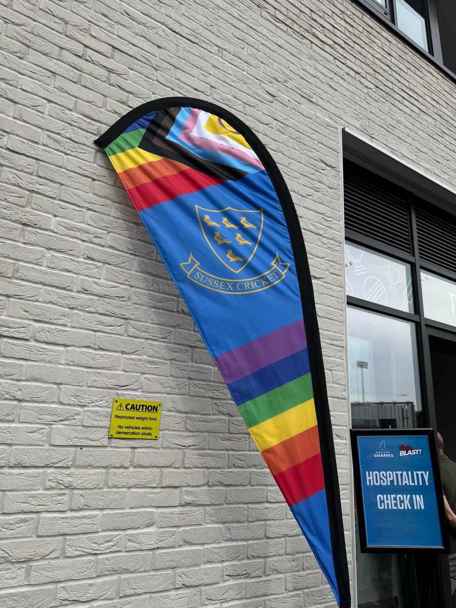 Proud Surrey tweet media