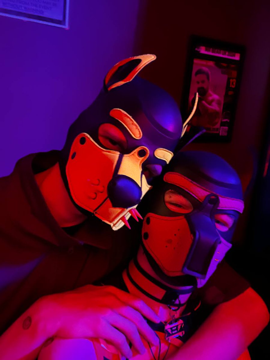 Had a lovely time at collared with this cutie <a href="/PupRoux212/">Pup Roux</a> and thank you to all the pups for making the night wonderful 🤍🤍