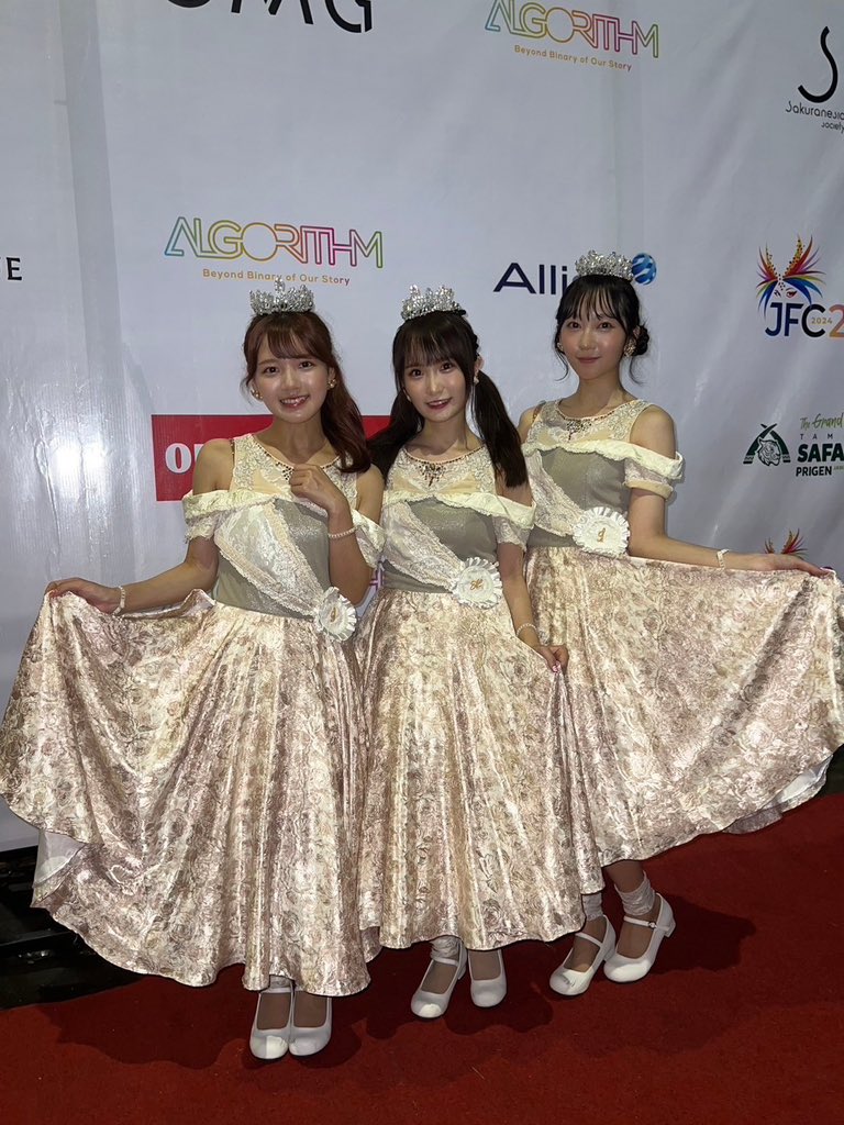 houkagoprincess's tweet photo. 昨日は、インドネシア遠征での
『JemberFashionCarnaval』
ありがとうございました 👸🏻🇮🇩

terima kasih !! ✨️

🎥 _ 配信アーカイブはこちら
https://t.co/yfBVN2LuSY

配信から応援してくれた皆さんも
ありがとうございました 👑

#放プリ #JFC2024 https://t.co/Sinh5WRFXt