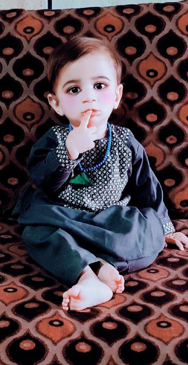 Hajisab275's tweet photo. ملګرو کوچنی زوی مي احمد تمیم خان نورزی ډیر سخت مریض دی ټوله ملګری د زړه د اخلاصه دعاګانی ورته وکړی مننه کوم😔 https://t.co/PguB505Zg7