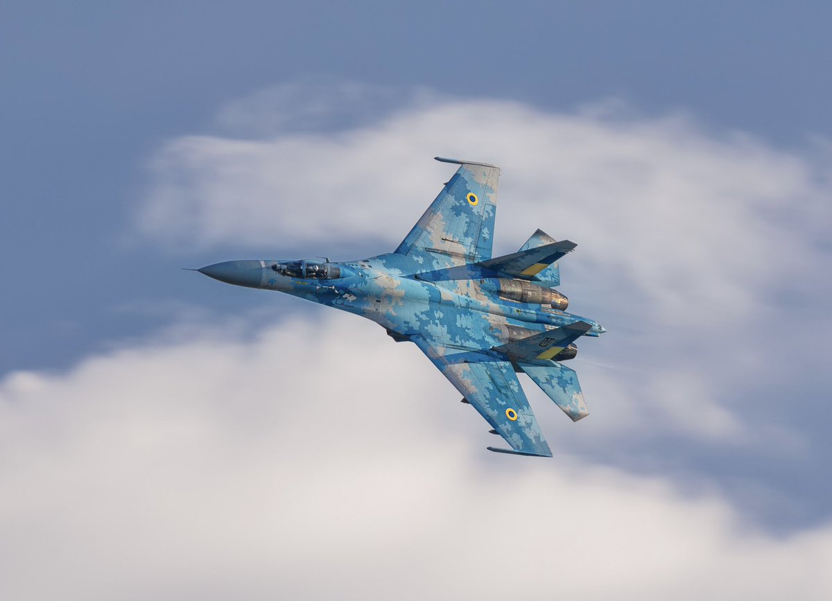 PhilDziuba's tweet photo. З днем Повітряних Сил 🇺🇦

Наснаги вам, Друзі! В небі і на землі 🫡 https://t.co/7EV23oc7lI