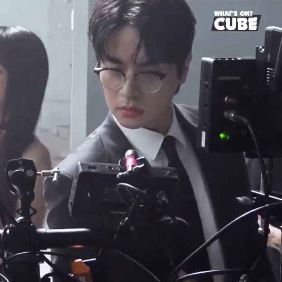박정민 슛 들어가기
직전/후가 너무 좋은 휀걸들의 모임