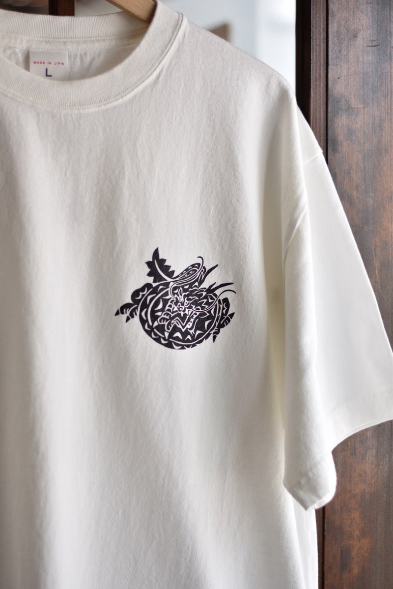 SMACLO's tweet photo. アヘへのドラゴンTシャツ人気です🐉
https://t.co/LkfwtExBEr
#ahehee #smaclo https://t.co/iWaGCbqomg