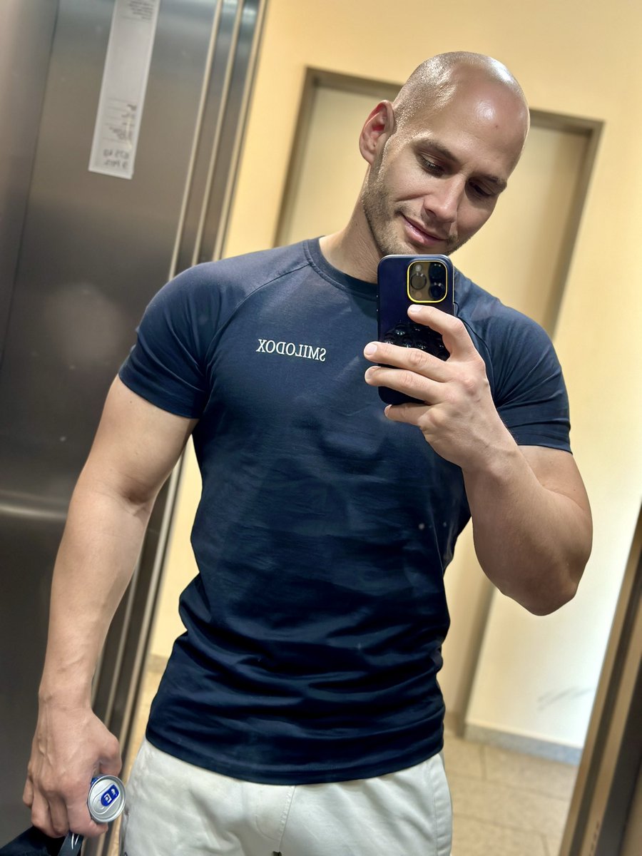 SMILODOX GEWINNSPIEL + SUMMER SALE ☀️🎈

Heute ist DIE CHANCE, coole Sport- und Alltagsoutfits zum Bestpreis zu bekommen! 💪

👉 Unter allen, die liken, kommentieren &amp; retweeten verschicke ich 3x heute noch einen 100€ Shopgutschein! 💌

Ab sofort startet der Summer Sale bei