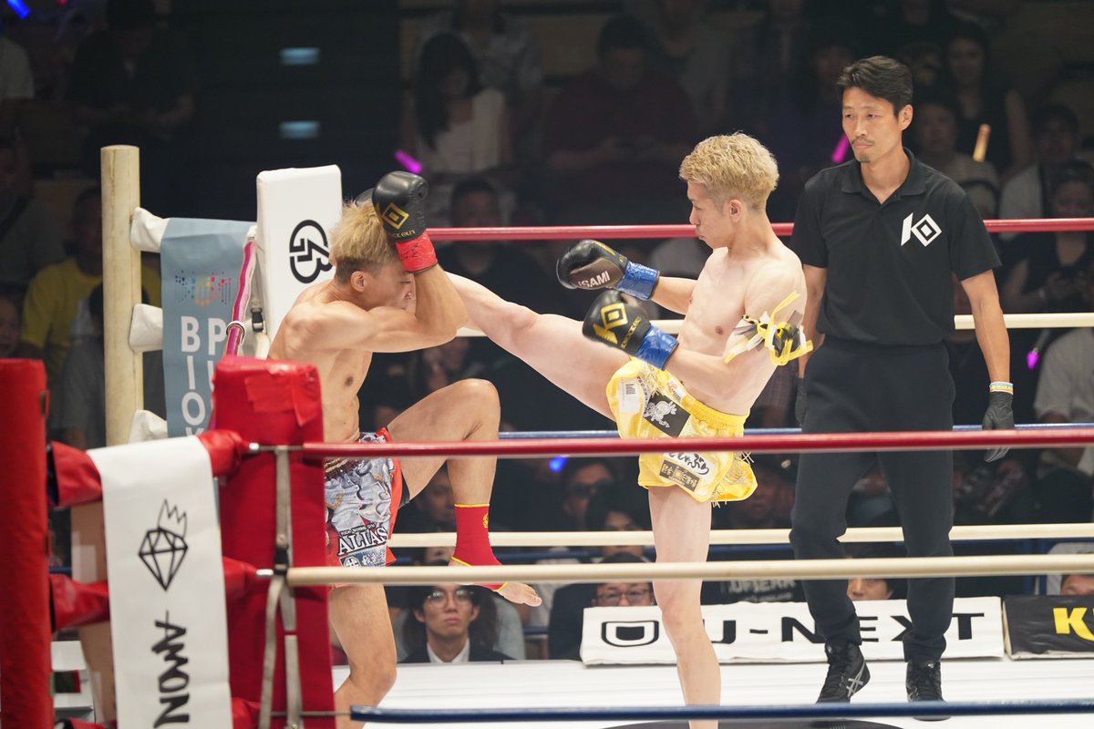 Gigio_jp's tweet photo. KNOCK OUT 2024 vol.3
第1試合 BLACK スーパーフェザー級（60kg） 3分3R（延長1R）
アックス斧田（KIBAマーシャルアーツクラブ）
井樋大介（クロスポイント金沢）
#KO2024_03
序盤、井樋選手が遠間から飛ばすが、斧田選手ガードで凌ぐと、徐々に圧力高め、3R ボディで井樋選手を沈めてKO勝利。 https://t.co/Ff7jttA9Y6