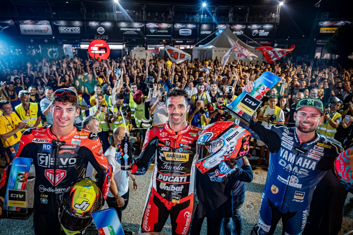 Dunlop CIV Round Bardahl Racing Night 2024: Pirro in Superbike e Taccini in Supersport 600 NG trionfano tra la folla di Misano. Tanto pubblico sulle tribune e in circuito per l’appuntamento clou del Campionato Italiano Velocità 🏍️✨

#WeAreFMI #federmoto #DunlopCIV24 #RacingNight
