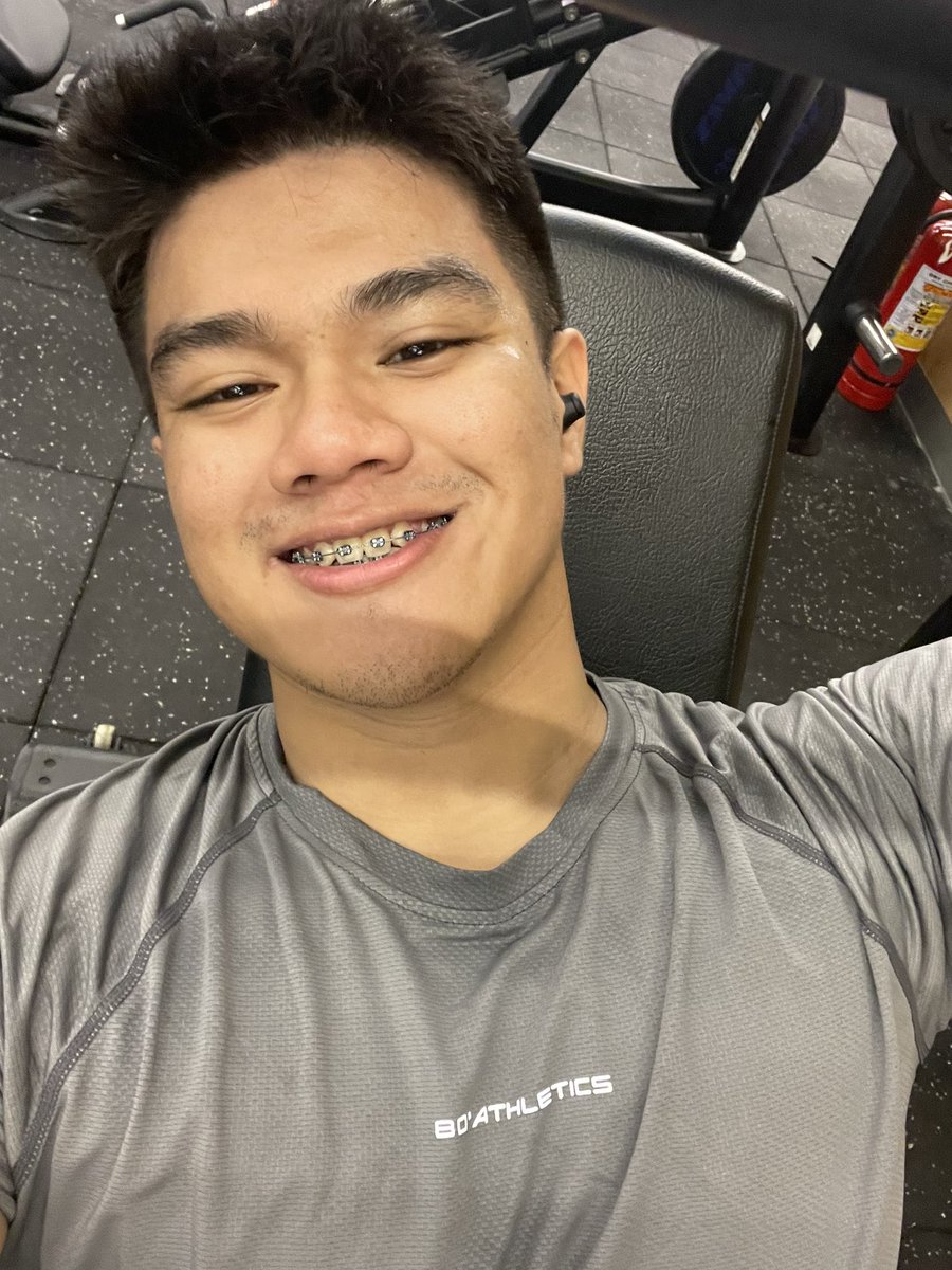 ThePandaBoy98's tweet photo. post gym selfie https://t.co/MXCs0JCClB