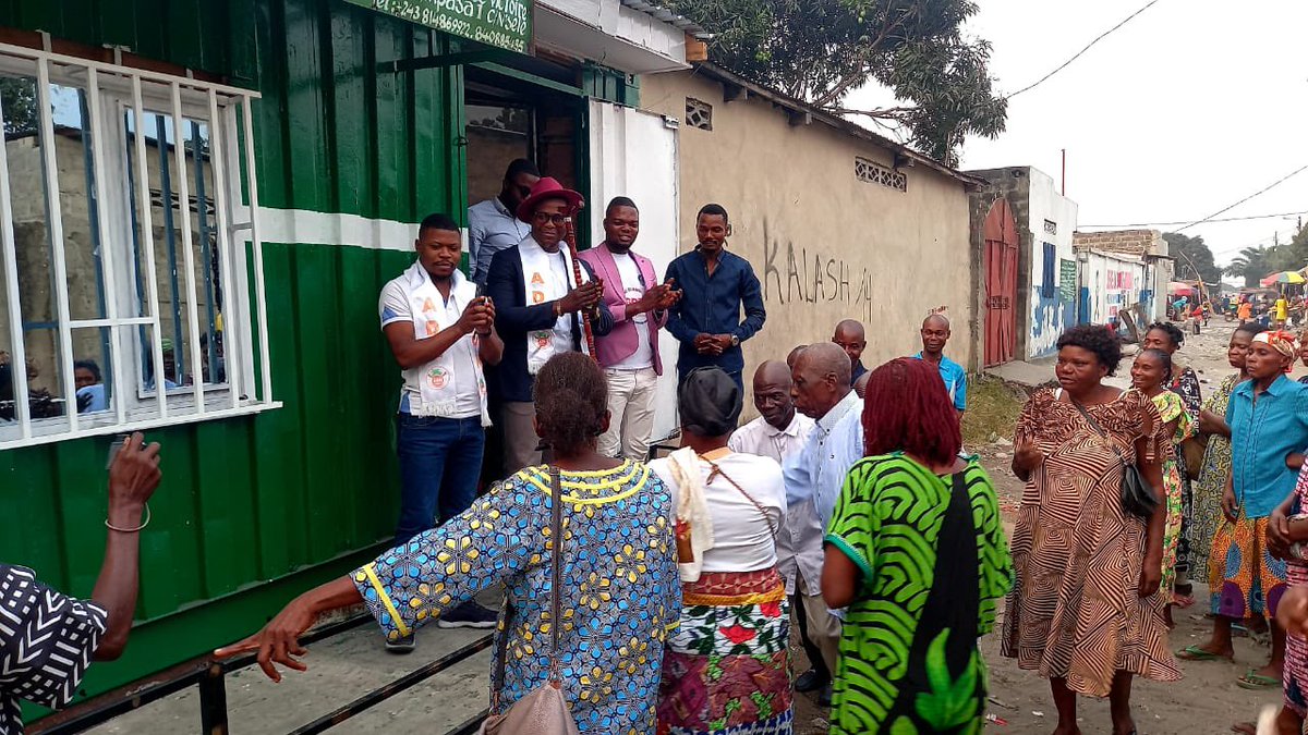 NgoyMuabila's tweet photo. Félicitations à vous cher Dive KAZADI pour l’inauguration du Siège de l’ADN. Courage à vous cher frère. Lobi ya NZAMBE. https://t.co/FD4TLdaRlJ