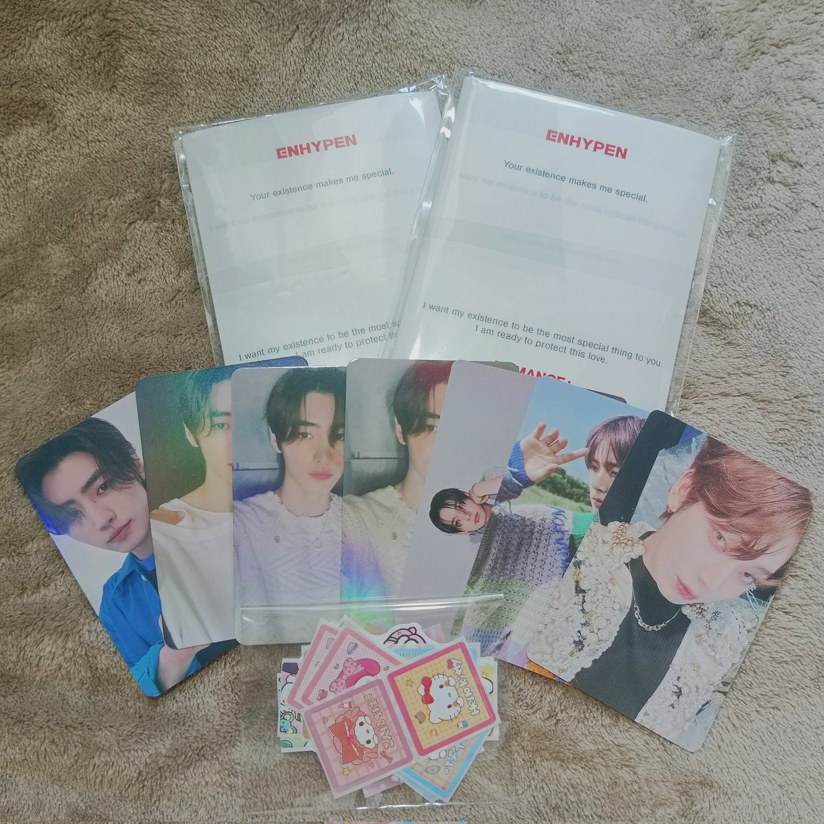 luv_sunnie's tweet photo. : ΜΜβ happy mail of the day !
β°ββ€ romance : untold weverse ver
hello @kungyazmailz finally they're here <3 tysm for the smooth transaction!
p.s. owemji pretty pulls and inuwian ako ni sunoo <3
#_fromtrish https://t.co/ldhZM2awih