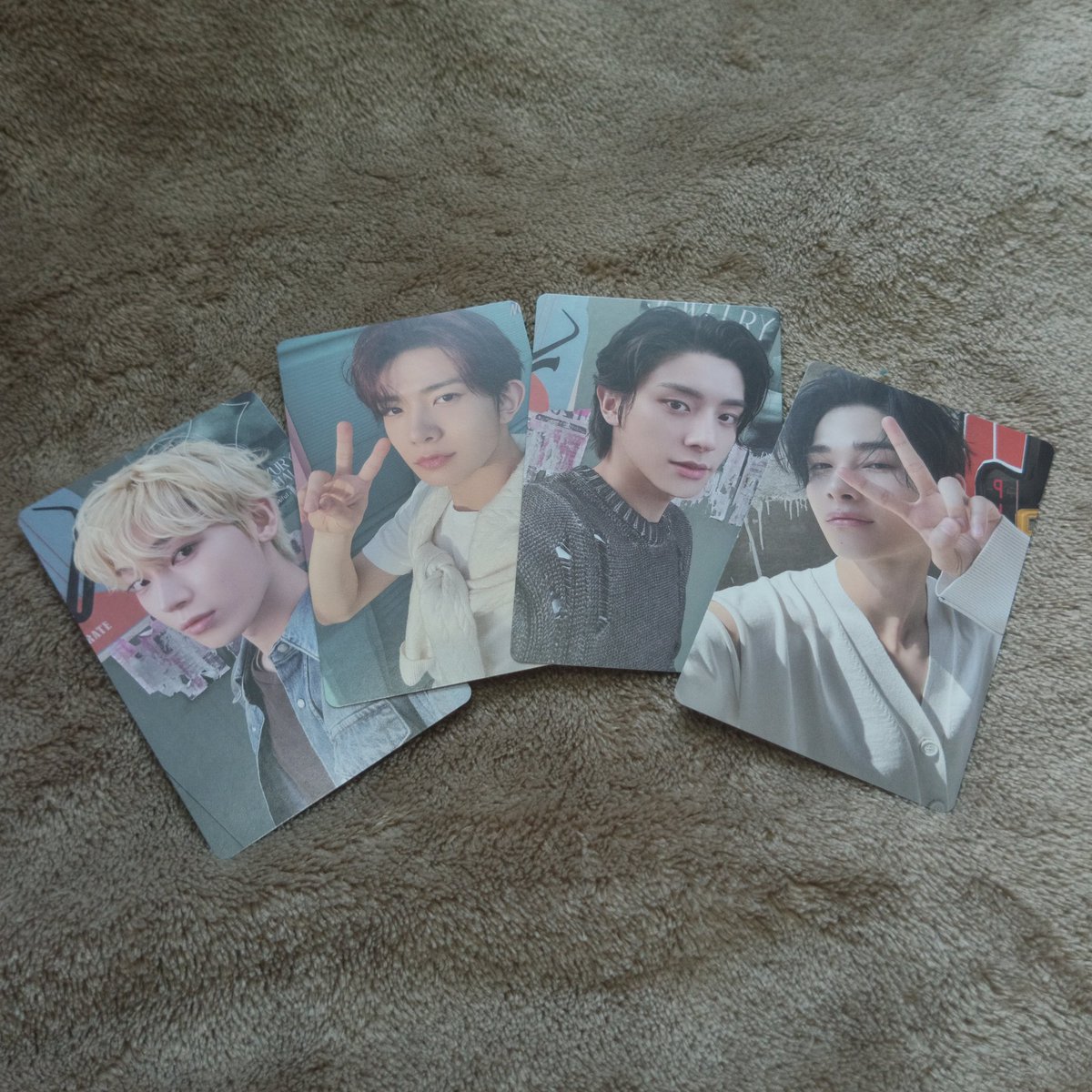 luv_sunnie's tweet photo. : ΜΜβ happy mail of the day !
β°ββ€ romance : untold weverse ver
hello @kungyazmailz finally they're here <3 tysm for the smooth transaction!
p.s. owemji pretty pulls and inuwian ako ni sunoo <3
#_fromtrish https://t.co/ldhZM2awih