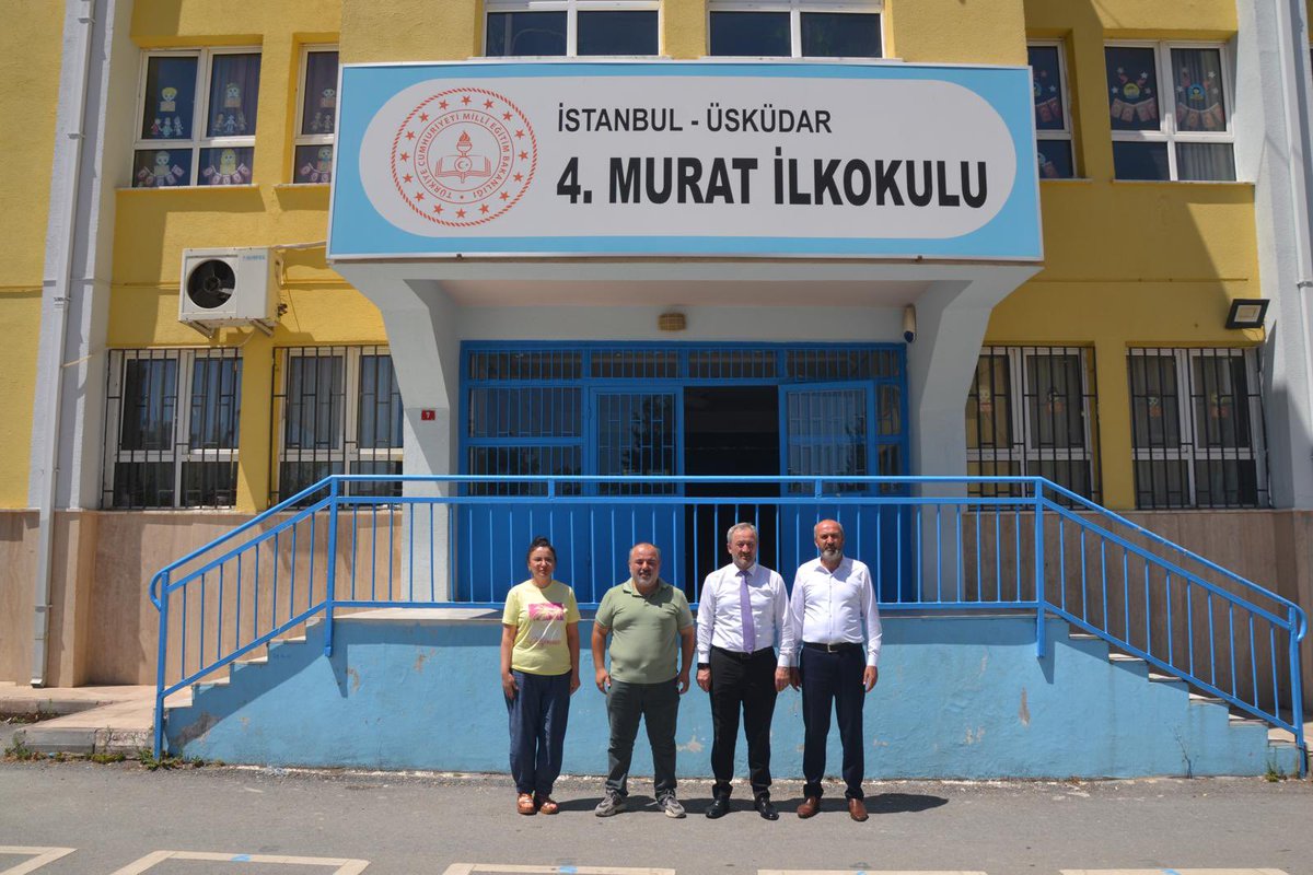 uskudarmem's tweet photo. İlçe Milli Eğitim Müdürümüz Semih Durmuş, 4. Murat İlkokulunu ziyaret ederek göreve yeni başlayan Okul Müdürü Emircan Ünlü’ye  hayırlı olsun dileklerini iletti ve yeni eğitim öğretim yılına hazırlık çalışmalarını yerinde inceledi. 
@semih_uskmem https://t.co/OzxTGRAF7z