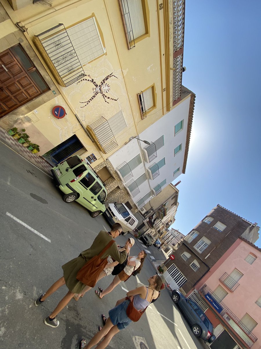 Riba Rocks acull estudiants de l’Escola d’Art de Winchester i la Universitat de Southampton que participaran en una residència artística a Riba-roja d’Ebre durant un mes.

#turingschemeuk 
#ribarocks #riudart #art #traditionalslills #ecology #sustainability #catalanculture