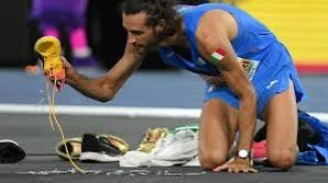 Natizevi's tweet photo. L’oro come sportivi più istrionici del mondo, quello no, non può togliercelo nessuno. #quantocipiace https://t.co/pI7i5jcusc