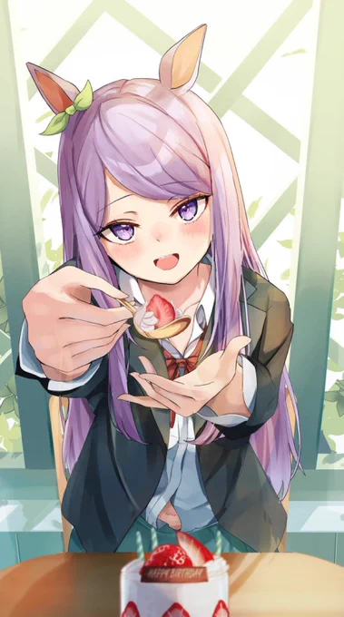 ◆マックイーンにケーキをあーんさせたら…『お返しの、あーんですわ!』 