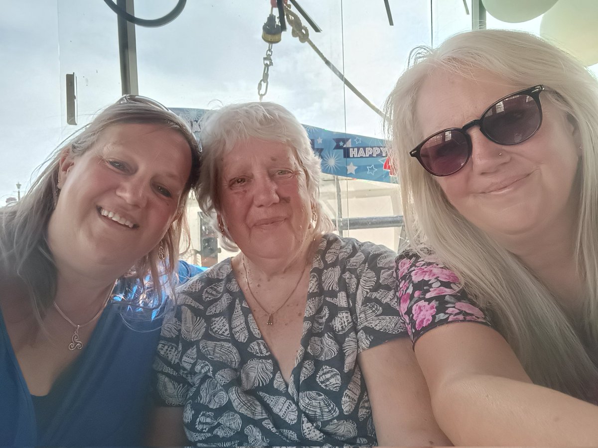 Empress Jojo ☀️🍻🎶💙🇺🇦 tweet media