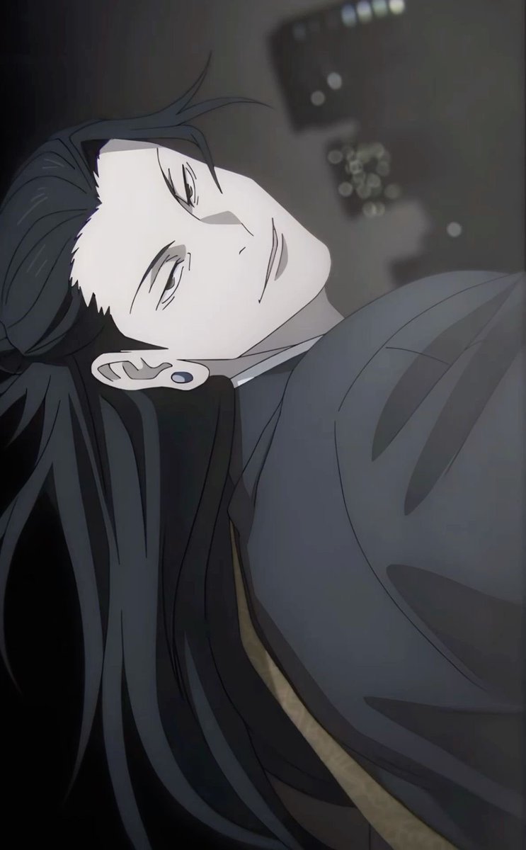 yujiglow's tweet photo. It's so funny that we have a character in jjk who was worshipped by people, and men even went to war because of him and his beauty was mentioned in the manga again and again… seriously what was gege thinking when he created Geto suguru https://t.co/ZgAmklgZCf