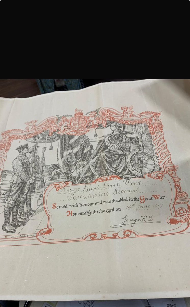 Bit of a long shot, but could we see if we can find the family of this gentleman (Private Frank Cook - Worcestershire Regiment) <a href="/museum56776/">Mercian Regiment Museum Worcestershire</a> <a href="/bbchw/">BBC Hereford & Worcester</a> <a href="/worcscc/">Worcestershire County Council</a> <a href="/BritishArmy/">British Army 🇬🇧</a> #Veterans