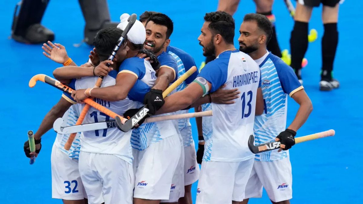 RajeshG1508's tweet photo. An incredible display of resilience by the Indian hockey team! Even with a red card, they held their ground and secured a draw against Great Britain. A true testament to their spirit and determination! 🇮🇳🏑 #IndianHockey #TeamIndia #GritAndGlory #Paris2024 #Olympics #Hockey https://t.co/f8Bh332xkv