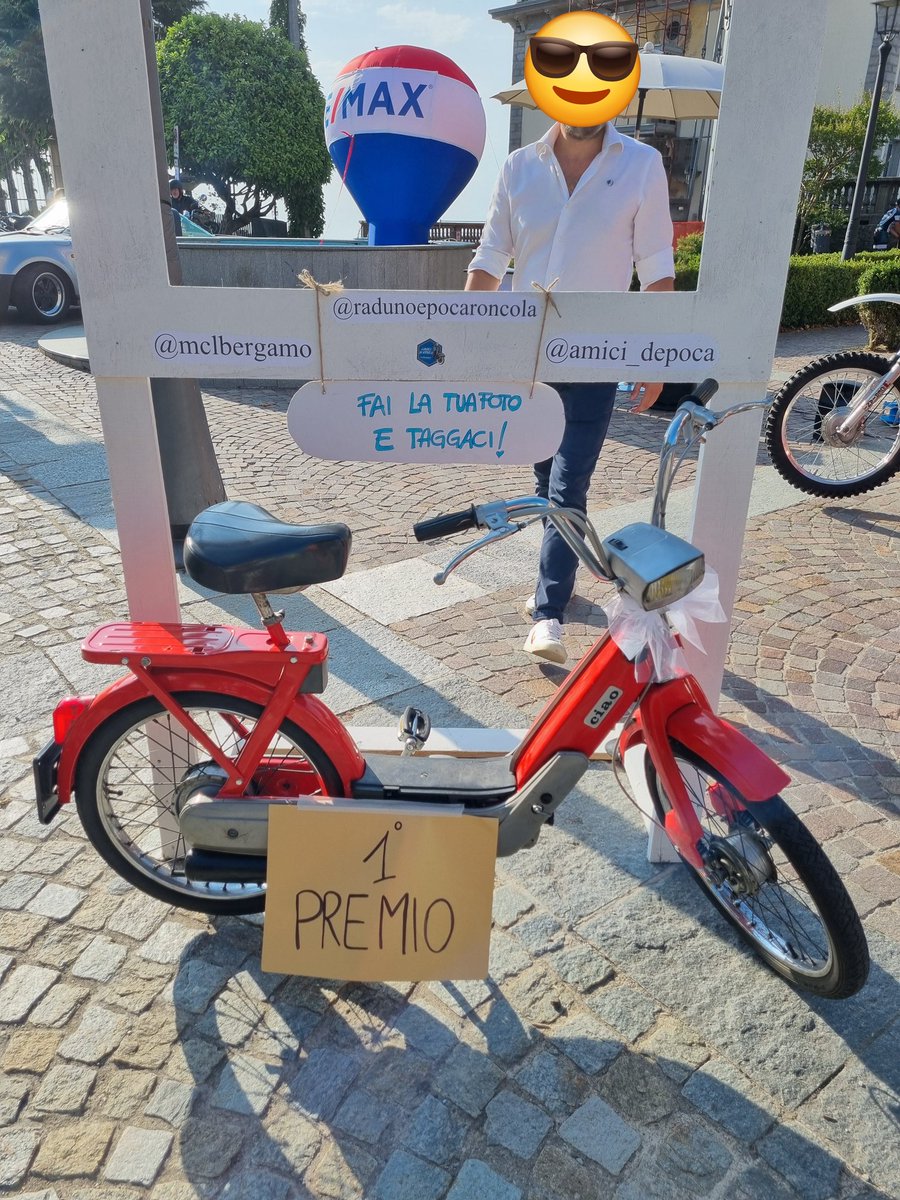 kasyroby's tweet photo. pedalando verso il fresco, ti ritrovi nel bel mezzo di un motoraduno 

#bikelife #bikepassion
#ValleImagna #Roncola #radunoepocaroncola https://t.co/MJEGR69qcr