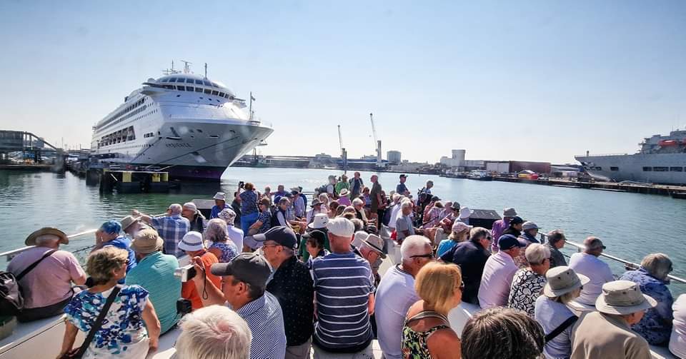 Solent Cruises Ltd tweet media