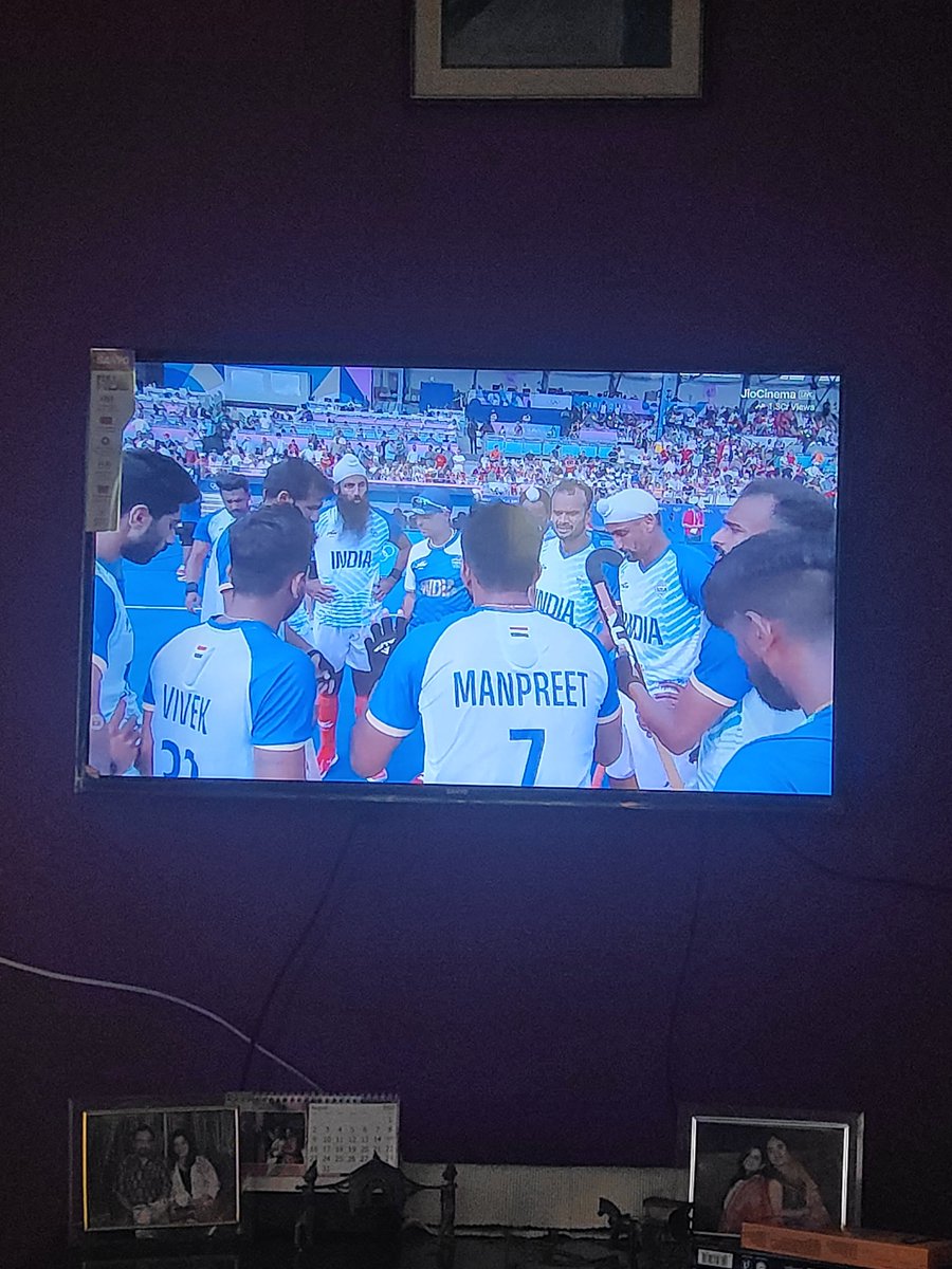 trinetra_paul's tweet photo. What a win for #Indiahockey 
Even after that red card!! Excellent!
#sreejesh you hero!

#Olympics2024Paris #Hockey #Olympics #OlympicGamesParis2024 https://t.co/JzWzP9MFm0