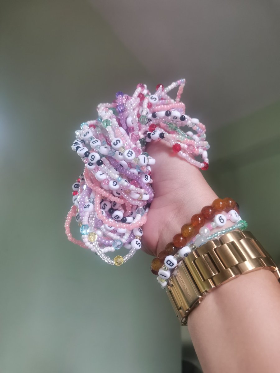 iamjnnyrc's tweet photo. freebies kayo dyan, hanapin iyo na lang ako. HAHAHAHA 😍❤️

@SB19Official #SB19 #AcerCon https://t.co/GAcQVTNBkG