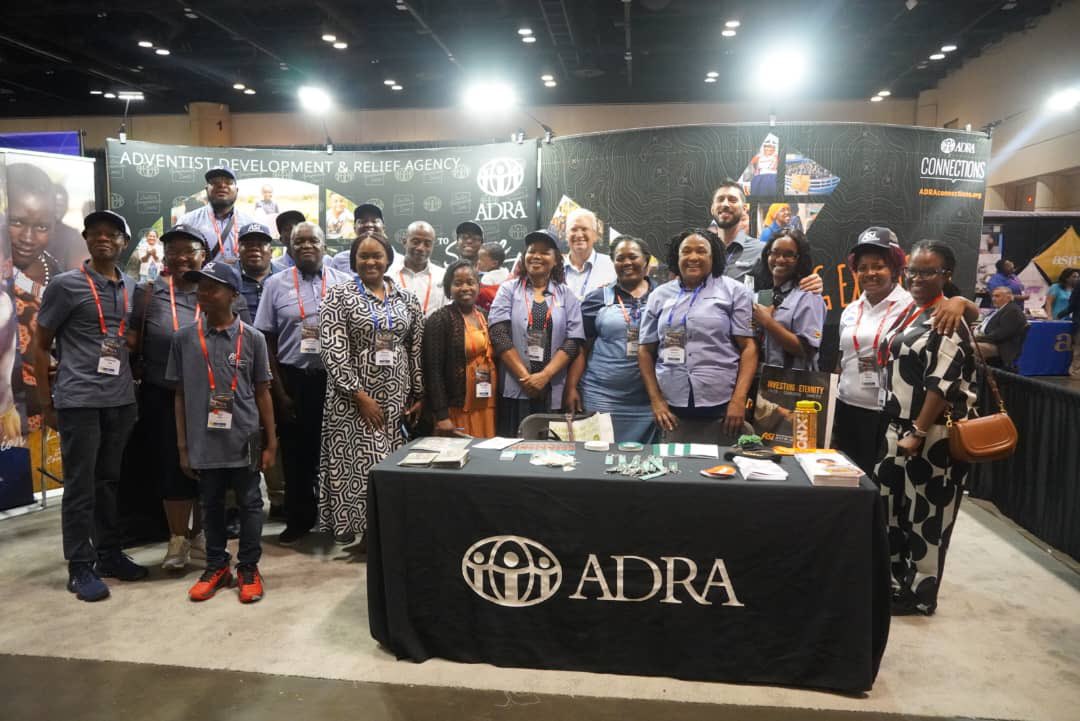 ADRAZimbabwe's tweet photo. #Hello from Orlando, Florida 👋

Our Country Director Dr. J. Musvosvi is representing ADRA Zim at the ASI Convention.

She got to visit the @ADRAIntl booth &amp; discuss ADRA’s global work &amp; how we can extend our collaborations in Zimbabwe.

We are excited for more updates 💚. https://t.co/0QBXV8KBWF