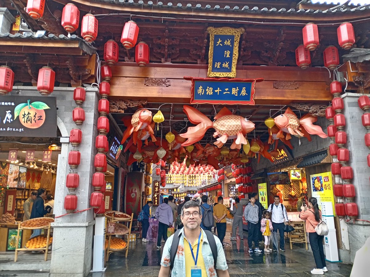 DONEURO20's tweet photo. Antigua Ciudad de Dali, China https://t.co/kUuotrUKfY