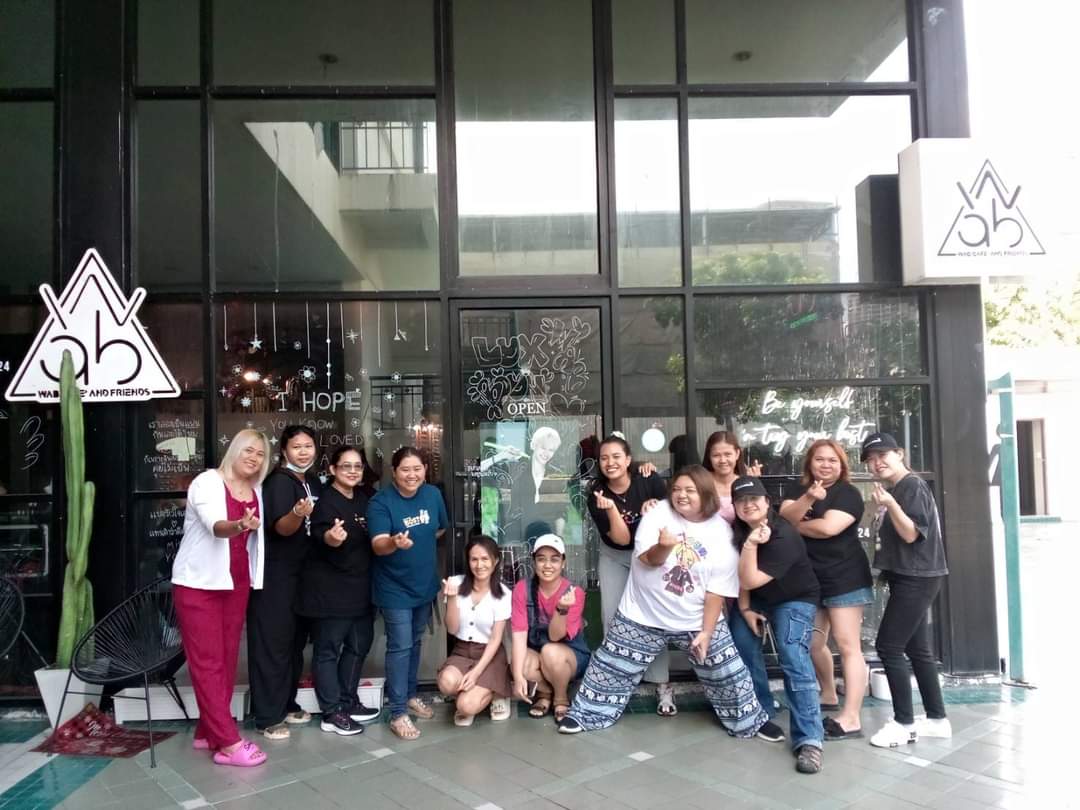 KhawtangBP's tweet photo. ในที่สุดก็ได้รูปนี้กลับบ้านแล้วรอยยิ้มอันสดใสที่ขี้เล่นของปะป๊า สัญญาจะดูแลอย่างดีเลยฮะ 🥰 เป็นการเปิด Wab Cafe วันสุดท้ายแล้ว ความทรงจำมิตรภาพดีๆเกิดขึ้นที่นี่ได้เจอทั้งความสุขรอยยิ้มและเสียงหัวเราะ ได้ทานเค้กเครื่องดื่มอร่อยๆ ขอบคุณนะฮะ 🙏 

#wabcafeandfriends 
@WabCafenfriends https://t.co/ud4tuqikeD