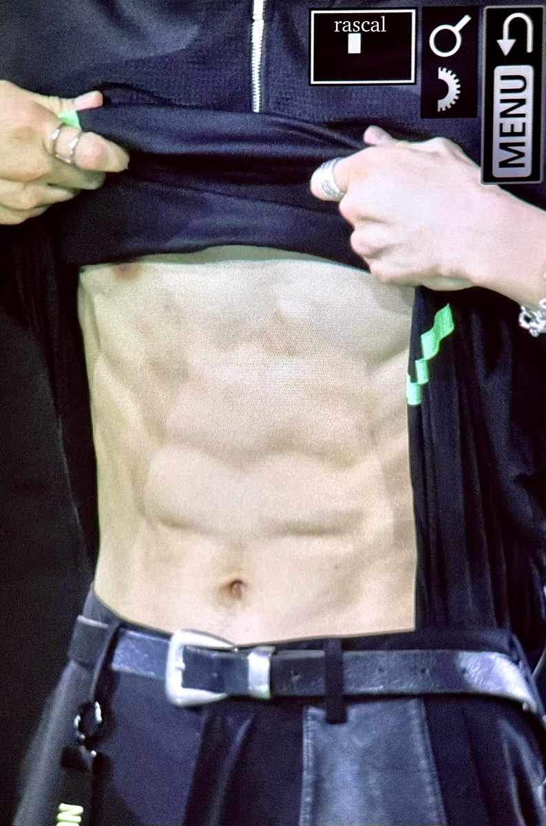 240804 127 8주년 팬미팅 #정우 #JUNGWOO

복근 파티 🙈🙈🙈🙈