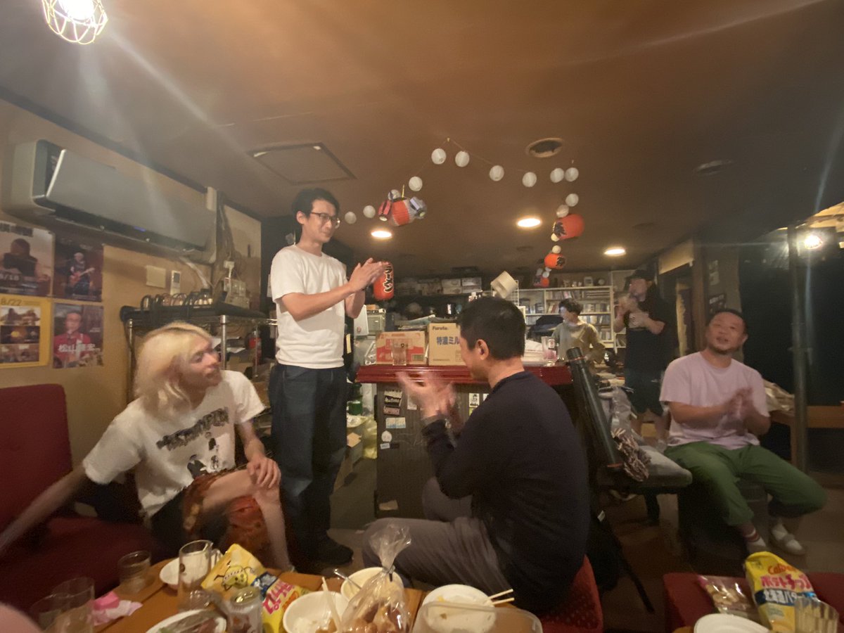 おけら市 tweet media