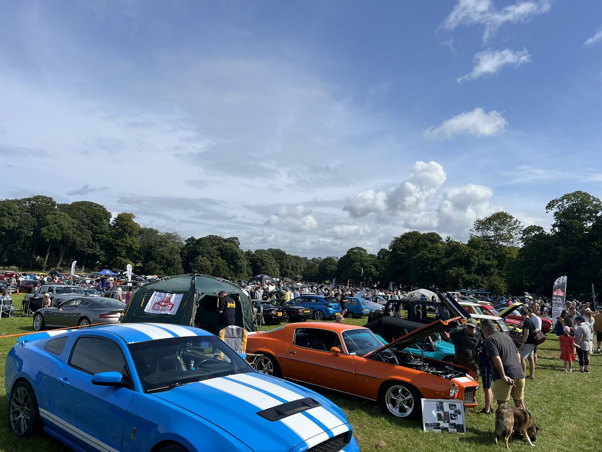 rwoodsrewind's tweet photo. Out with @RewindCornwall and @Cornwallhospice at #mountedgcumbe as we are celebrating #americanmusclecars and #classiccars Combe by and say hi! https://t.co/jnvKdrb8U4