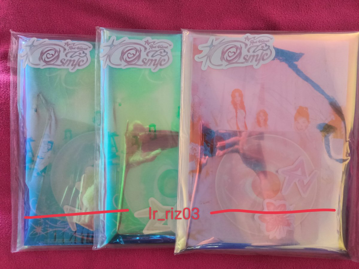 lr_riz03's tweet photo. Wts/lfb

Hi. Baka may naghahanap pa. I'm selling cosmic - red velvet albums. 

1 poster (midnight ver.) for 400 pesos

3 photobook ver. for 900 pesos each
* 2 hotel ver
* 1 midnight ver.

Onhand na po itooo

Dm sa interested. Please help retweet. Help me find buyer/s 🥺 Thank uuu https://t.co/l0G70DSYxC