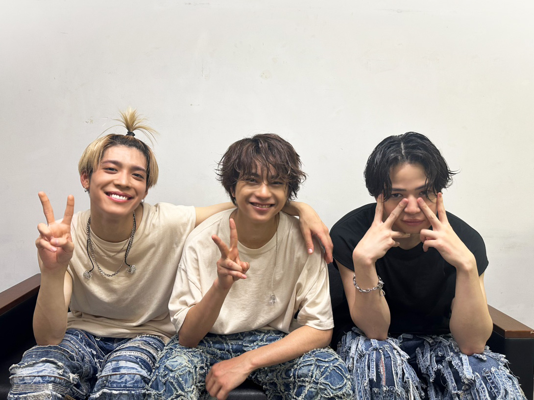 OVTT_official's tweet photo. "We're timelesz LIVE TOUR 2024 episode0"
宮城公演が無事終了しました👏

secondzのみなさん、ありがとうございました✨

次は福岡公演でお会いしましょう🍜

#timelesz
#timelesz_episode0 https://t.co/61ILwZC8ru