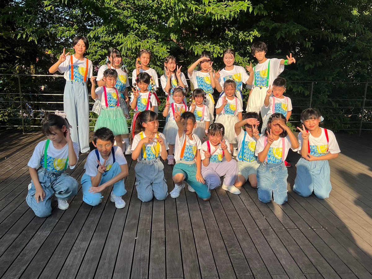 mahi1469mina's tweet photo. @yumeetell
@tokusatsudieski
#smileyB
@tekutekumika
@sk3kage
@rinamatsuoka777
@ristorantecaldo
遅くなりましたが💦
昨日、『銀河の夜の盆踊り大会2024』無事に終了しました〜
本番前に撮影した写真
時間的に西日が眩しくて、みんな大変💦
でも我らが南菜先生はさすがの笑顔✨
2枚目、3枚目ふざけてる中2女子と、顔隠されてる高2男子🤣
たくさんのお客様に観ていただく事が出来、みんなすごく嬉しそうでした
応援してくださった皆さま本当にありがとうございました🙇♀
ゆめーてる商店街の皆さま、
盆踊り大会に関わってくださった各関係所の皆さま、
smileyBのお2人、
愛甲ミカさん、
ねりまだいこん。さん、
全員のメイクをしてくださった松岡里奈さん、
本当にありがとうございました🙇♀💕
そして、今日は別件で大泉学園へ…
もう2年以上NANAMOに通ってるのに、全くと言っていいほど、お店を知らない💦
けどご縁あって、本日初めて、盆踊り大会にも出展されていた『リストランテカルド』さんにお邪魔してきました
出して頂くもの、全てが美味しくてしっかり完食😋
めっちゃ、めっちゃ美味しかったぁ〜🍝
美味しいし、話も楽しいし、写真撮り忘れたっ💦
今度はディナータイムにぜひ😆
他にも美味しいお店たくさん
大泉学園食べ歩くぞ😉