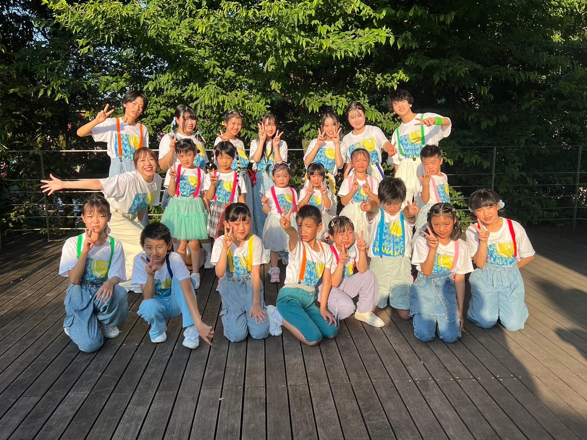 mahi1469mina's tweet photo. @yumeetell
@tokusatsudieski
#smileyB
@tekutekumika
@sk3kage
@rinamatsuoka777
@ristorantecaldo
遅くなりましたが💦
昨日、『銀河の夜の盆踊り大会2024』無事に終了しました〜
本番前に撮影した写真
時間的に西日が眩しくて、みんな大変💦
でも我らが南菜先生はさすがの笑顔✨
2枚目、3枚目ふざけてる中2女子と、顔隠されてる高2男子🤣
たくさんのお客様に観ていただく事が出来、みんなすごく嬉しそうでした
応援してくださった皆さま本当にありがとうございました🙇♀
ゆめーてる商店街の皆さま、
盆踊り大会に関わってくださった各関係所の皆さま、
smileyBのお2人、
愛甲ミカさん、
ねりまだいこん。さん、
全員のメイクをしてくださった松岡里奈さん、
本当にありがとうございました🙇♀💕
そして、今日は別件で大泉学園へ…
もう2年以上NANAMOに通ってるのに、全くと言っていいほど、お店を知らない💦
けどご縁あって、本日初めて、盆踊り大会にも出展されていた『リストランテカルド』さんにお邪魔してきました
出して頂くもの、全てが美味しくてしっかり完食😋
めっちゃ、めっちゃ美味しかったぁ〜🍝
美味しいし、話も楽しいし、写真撮り忘れたっ💦
今度はディナータイムにぜひ😆
他にも美味しいお店たくさん
大泉学園食べ歩くぞ😉