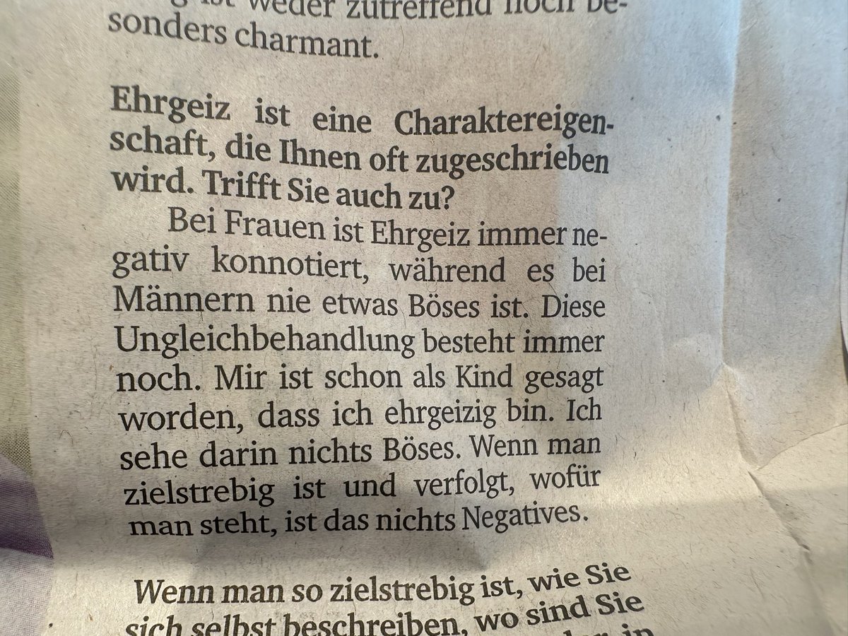 Barbara Tóth tweet media