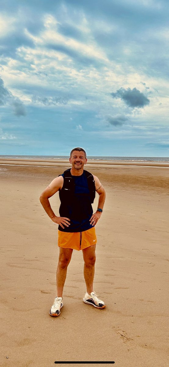brownhill76's tweet image. Sunday beach run 🏃 🏃🏻‍♀️👌 🏖️ #formby #training #strava #running #SundayMotivation #SundayFunday