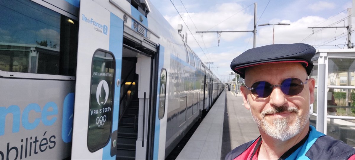 Bonjour 👋,  reprise en Accueil de jour à  Plaisir-Grignon , et retour du soleil. N'oubliez la crème et Chapeau +Eau si vous allez voir des épreuves JO 🥵🌡🌞🌤🌞
