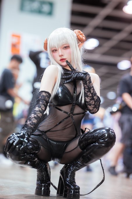 Twitterのコスプレ画像13