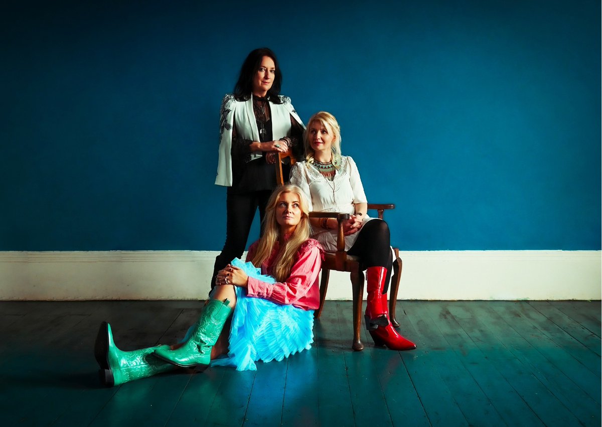 The White Horse Guitar Club tweet media