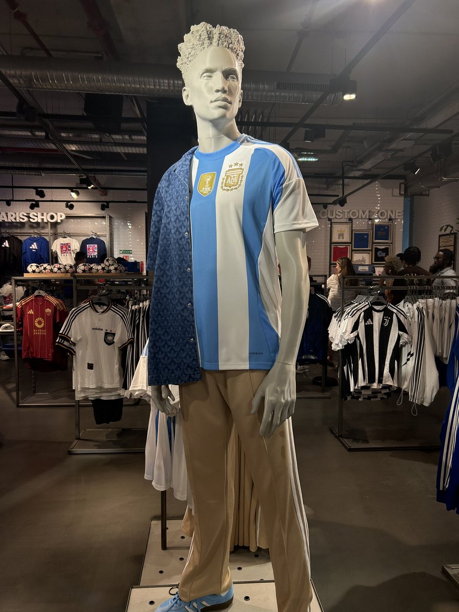 GeorgesT08's tweet photo. @adidasFR merci de changer son maillot, ce BG mérite mieux 👊 #FRAARG @equipedefrance @Argentina https://t.co/lKj64qQ5MT