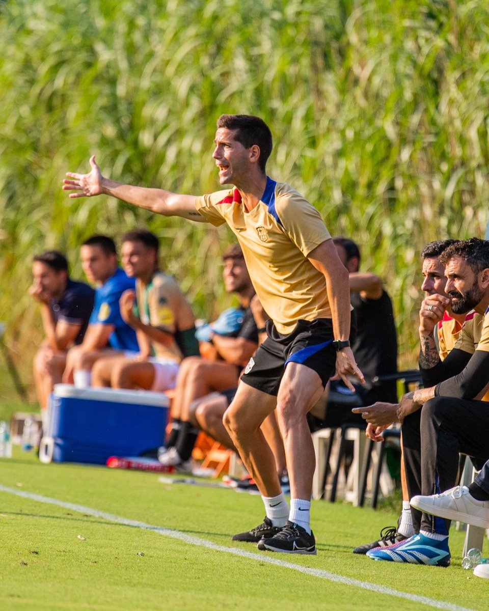 AlbertSanchezSa's tweet photo. Acabem l’stage amb molt bones sensacions!
Seguim treballant💪🏼
@FCBarcelonaB @Royalverd_tc https://t.co/6DGokh5TH3