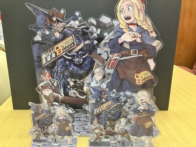 【C104新刊・ダンジョン幕の内】展示用アクスタ完成A5小・B5大・A3特大サイズなかなかの迫力! 