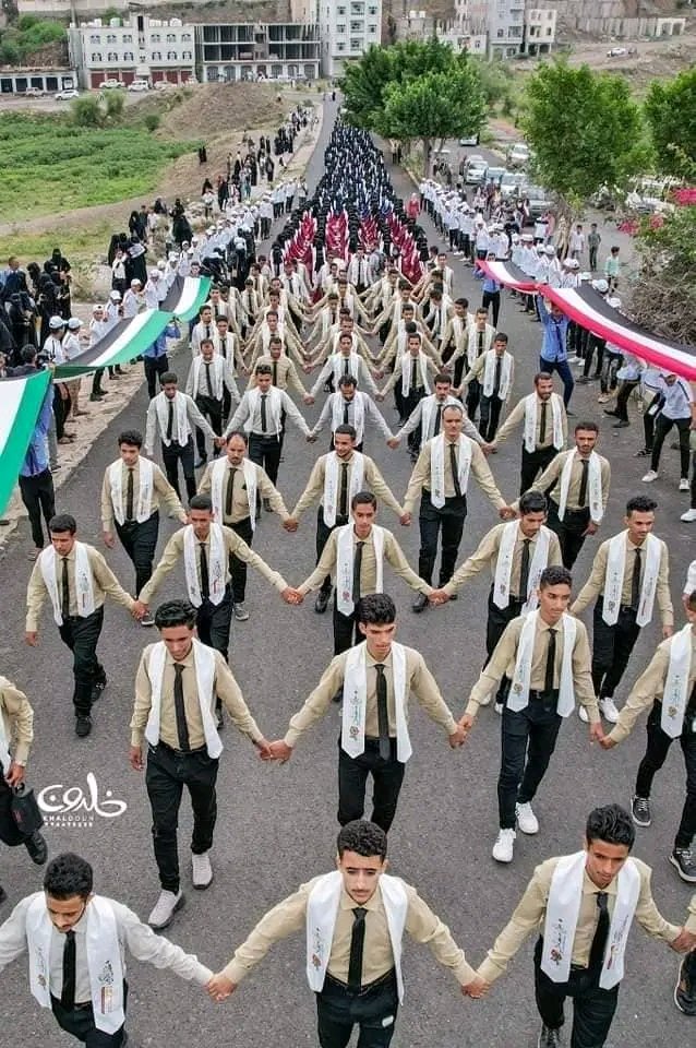 تعز تحتفي بتخرج 721حافظاً وحافظة لكتاب الله بدفعة الشهيد الحافظ اسماعيل هنيه نفع الله بكم دينكم وامتكم أيها الاشبال