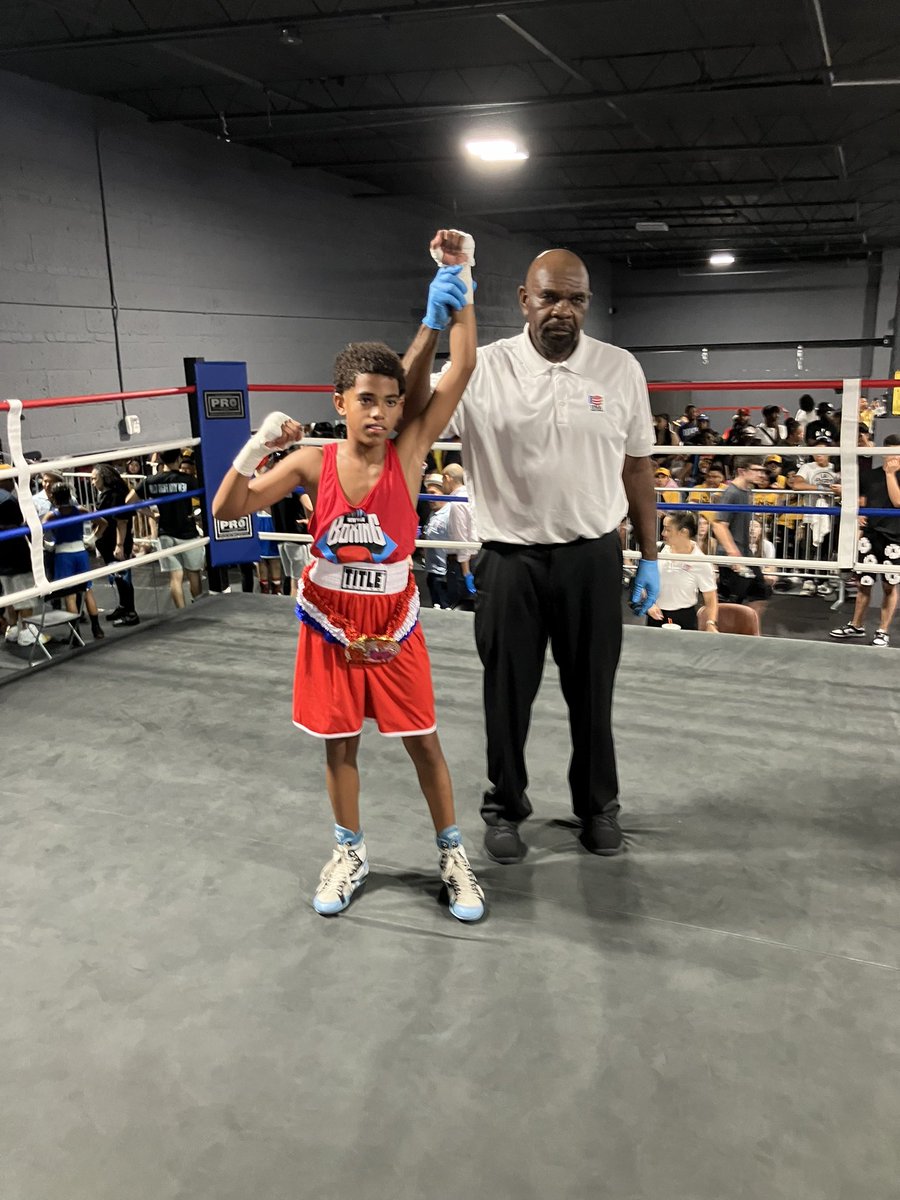 Be First Boxing’s Derek Pagan scored a 2nd round TKO in the finals of the NY metro boxing tournament in Brooklyn last night (12yr-old 90lb division) Derek‘s maniacal work ethic is what sets him apart. Great to see a kid prove that hard work pays off.