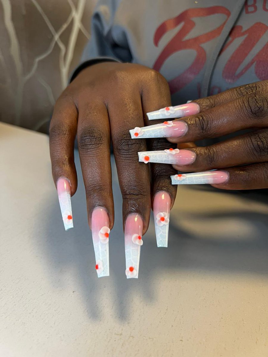 AlexNailstech's tweet photo. Baby girl you deserve the best nail care and that’s why we exist
Give us a visit at the bazaar plaza 9th floor b913
Or call us on the number on our bio❤️ https://t.co/On9WmLUuC3