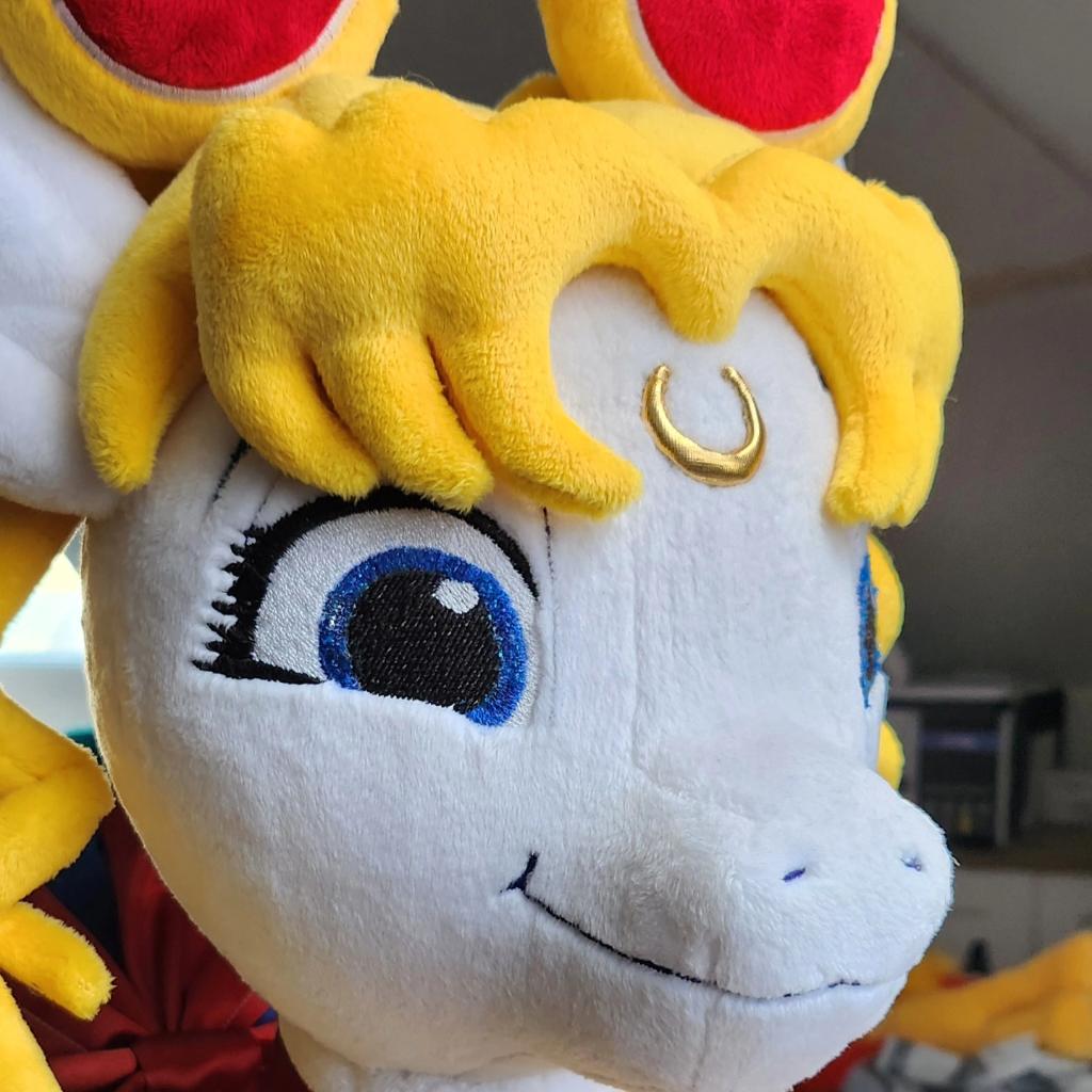 STRAYCATCRAFTS's tweet photo. Sailor Moon pony photos  1/2 https://t.co/5mN8o9O42Y